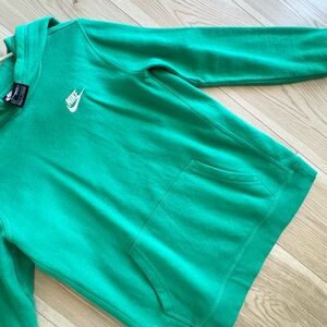 Nike Emerald Green Standard Fit Sweatshirt